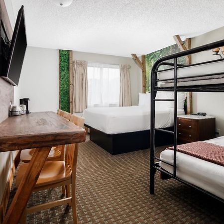 Natura Treescape Resort Wisconsin Dells Luaran gambar