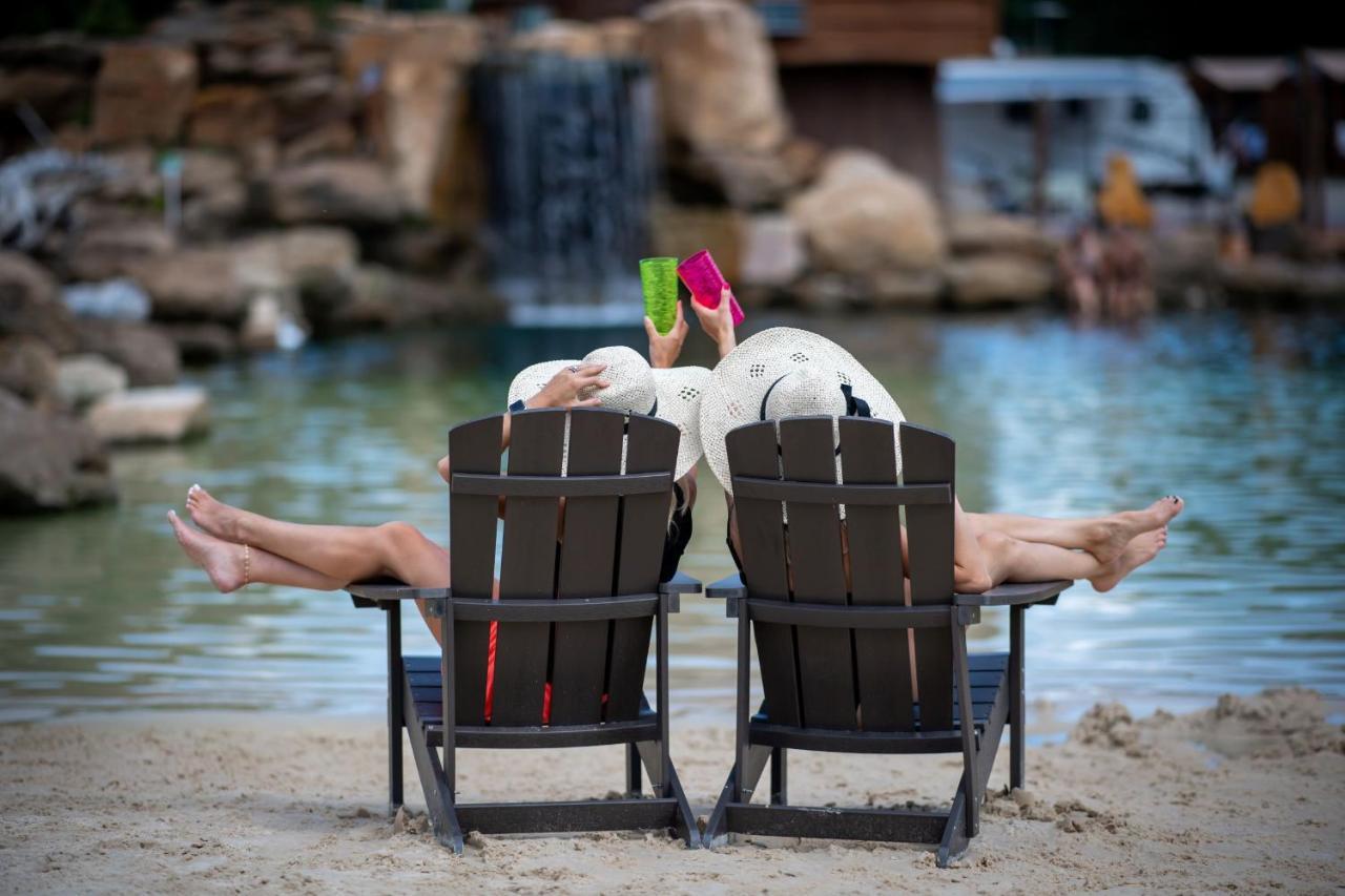 Natura Treescape Resort Wisconsin Dells Luaran gambar